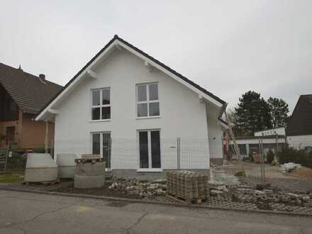 Neubau - Erstbezug
Dachgeschosswohnung in zentraler Lage von Seelscheid