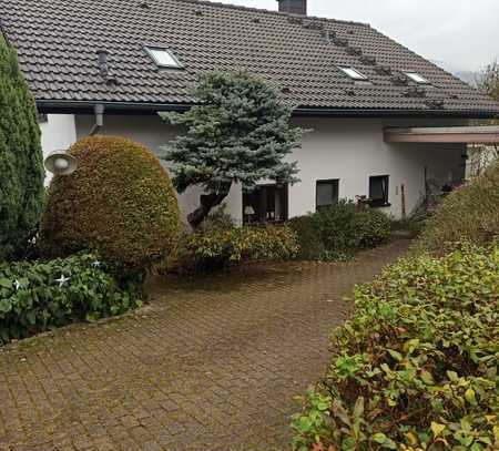 TOP LAGE - Studenten oder Mehrgenerationen aufgepasst - 6-Zi-EfH mit ELW in Heidelberg Ziegelhausen