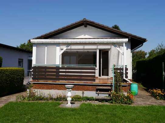 Bungalow im Garten und Sonnenterrassen in Dreieich-Sprendlingen