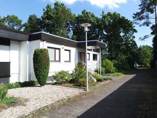 Traum-Bungalow in der Waldstadt - Naturnahes Wohnen in perfekter Lage