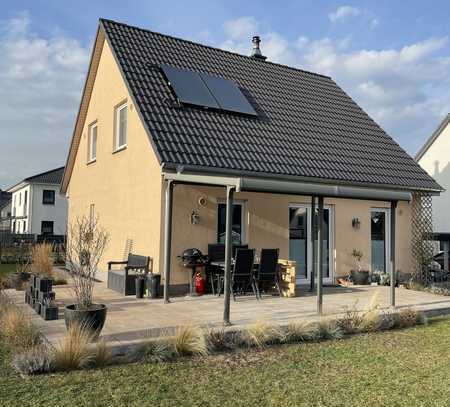 Bezugsfreies Niedrigenergiehaus in bester Wohnlage