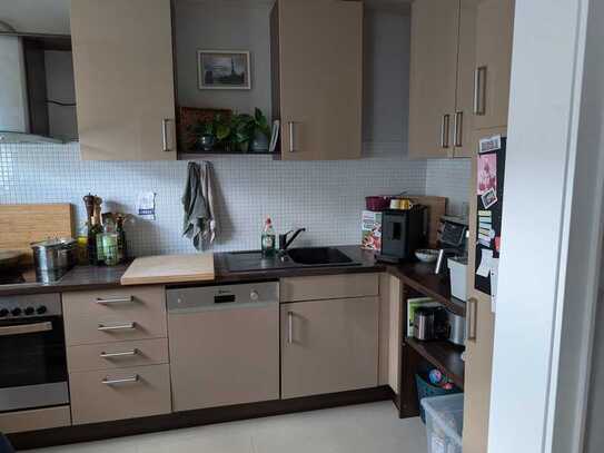 Anfragestopp! - 4 Zimmer Wohnung im freistehenden Haus mit Garten