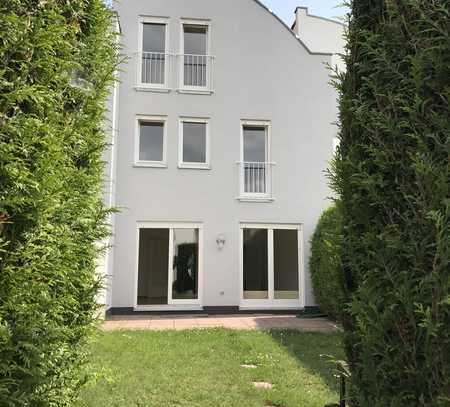 Best Location in Wiesbaden Sonnenberg, modernes und helles EFH / modern and bright house