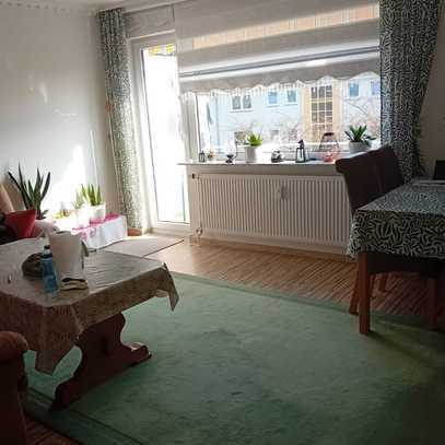 Stilvolle, 3-Zimmer-Wohnung mit Balkon in Neumünster