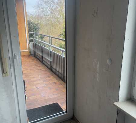Sanierte 3-Raum-Wohnung mit Balkon in Jockgrim