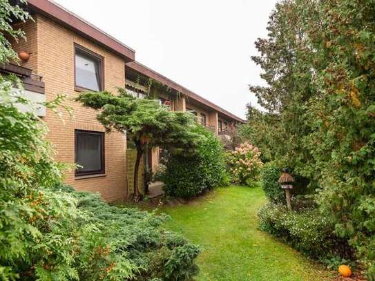 Gute geschnittene 2-Zimmerwohnung mit Terrasse und EBK in Aumühle