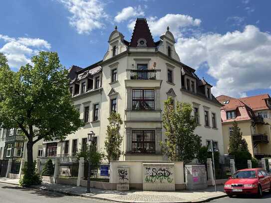 sonnenverwöhnte 3-ZKB mit Balkon und Erker in beliebter Wohnlage