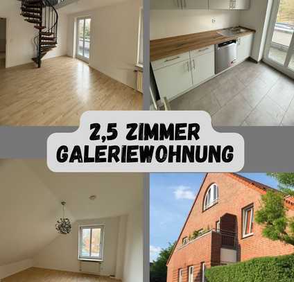 Moderne, helle, renovierte 2,5 Zi. Galerie-Wohnung mit neuer EBK, Tageslichtbad, Balkon, XXL Keller