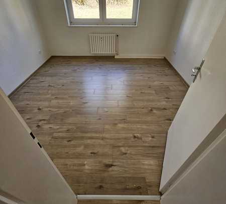 Gemütliche Hochparterre-Wohnung mit Balkon – Ideal für die Familie