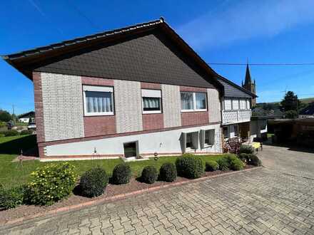 Top-Gelegenheit! Einfamilienhaus mit großen und schönen Grundstück in Sien zu verkaufen