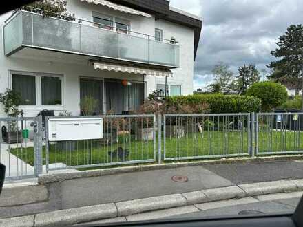 Außergewöhnliche 3 Zimmerwohnung mit Terrasse & Tageslicht Badezimmer