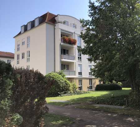 Freie 2-R-W/ DG/ ca. 58 m² / Süd-Balkon