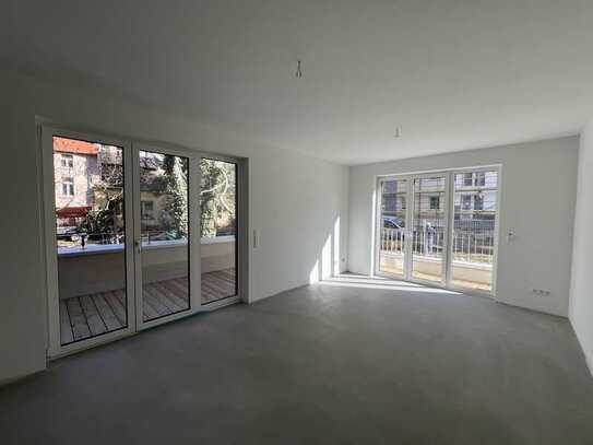*Erstbezug* Großzügige 3-Raum-Wohnung in der Südvorstadt mit Fußbodenheizung und Terrasse - WE03