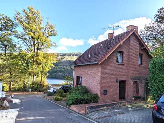 Wohnen wie im Urlaub!
- Haus mit Seeblick in Obermaubach -