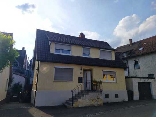 Schönes und modernisiertes 5-Zimmer-Haus in 89537, Giengen An Der Brenz