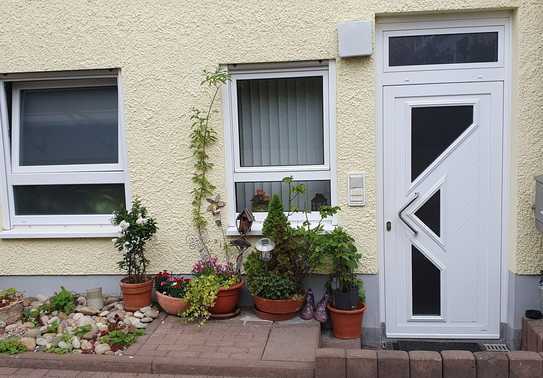 Von Privat, großzügige 5-Zimmer Wohnung