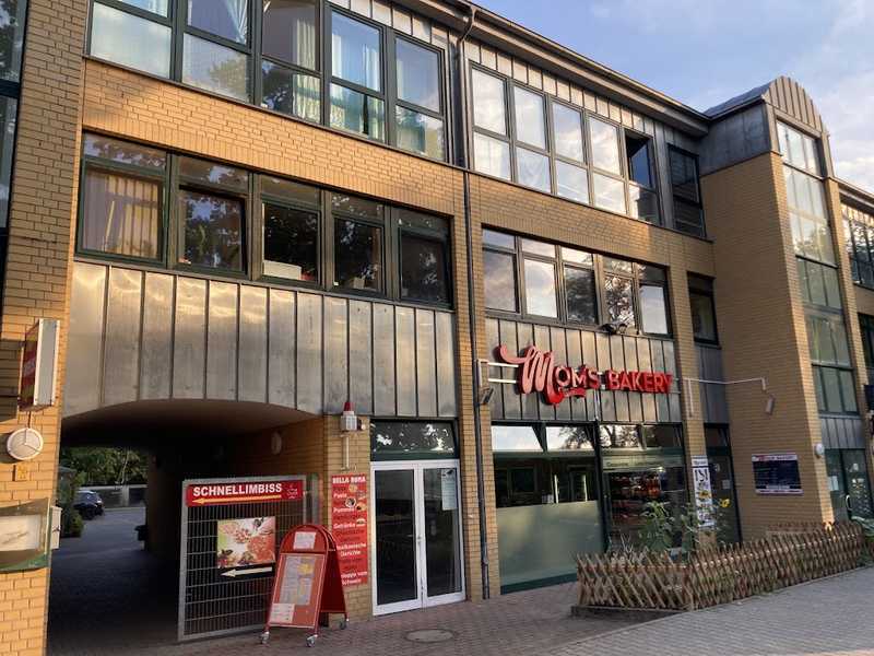                                                               Stellplatz ab sofort!                                                       in Bürgel (Offenbach am Main)