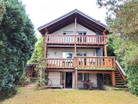 Freistehendes Einfamilienhaus in zentraler Lage von Odenthal