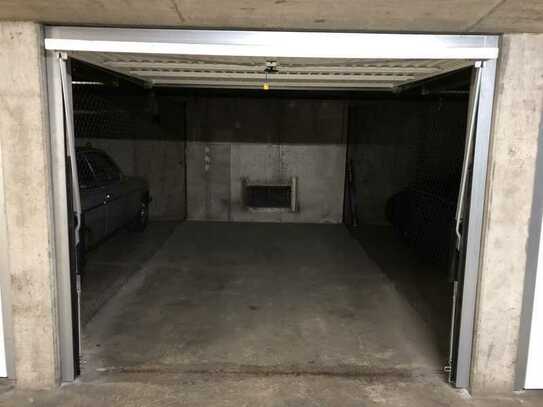 Abgeschlossene Garage in Tiefgarage zu vermieten