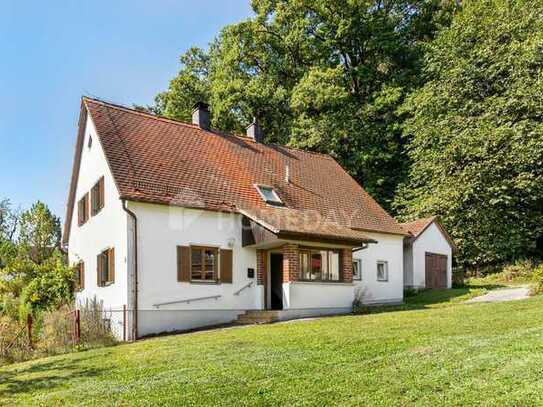 Attraktives Einfamilienhaus mit 7 Zimmern, Terrasse, Garten und Garage in Rottenburg a. d. Laaber