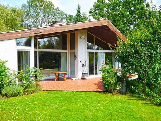 Privatverkauf zeitloses, großzügiges Architektenhaus in Traumlage und altem Baumbestand