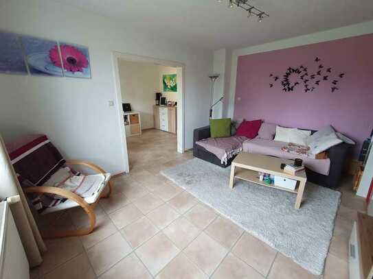 2,5 -Zimmer-Wohnung mit Balkon und Einbauküche in Hannover T. 0511 / 7590146
