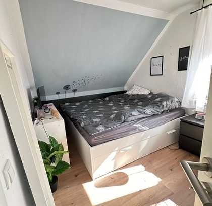 Schöne Helle 3-Zimmer-Dachwohnung mit Gartenmitbenutzung in Holzwickede