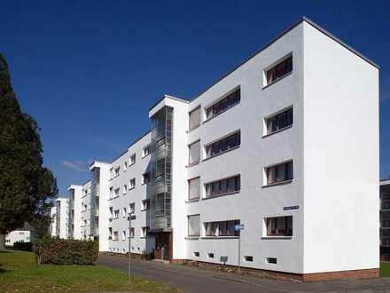 Charmante 2 ZKB mit Loggia am Rothenberg!