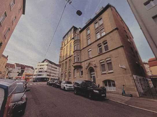 3-Zimmer-Jugendstilwohnung im Stuttgarter Westen mit Balkon und EBK