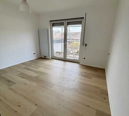 Erstbezug nach Sanierung mit EBK und Balkon: attraktive 3-Zimmer-Wohnung in Emmendingen