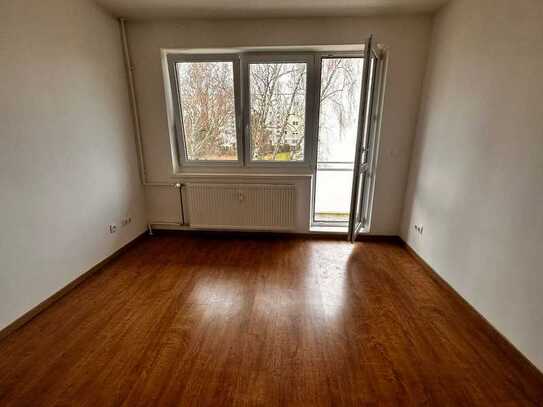 Top renovierte 2-Zimmer-Whg im Grünen! **2 Balkone**