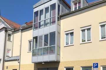 Schöne, vollständig renovierte 3-Zimmer-Wohnung mit gehobener Innenausstattung in Riedenburg