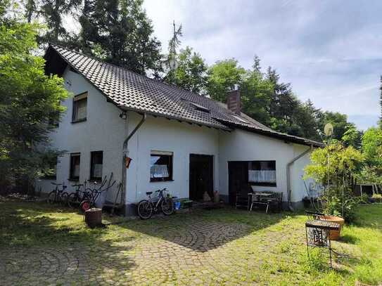 Wohnhaus mit Büro im Industriegebiet Altforweiler &. Baugrundstück