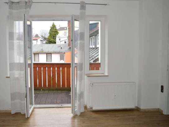 Geräumige 3 Zimmer Wohnung mit Balkon