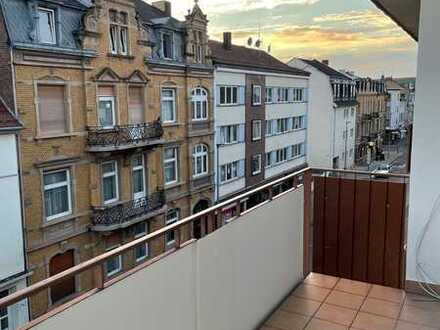 Citynahe Wohnung mit Sonnenbalkon in guter Lage
