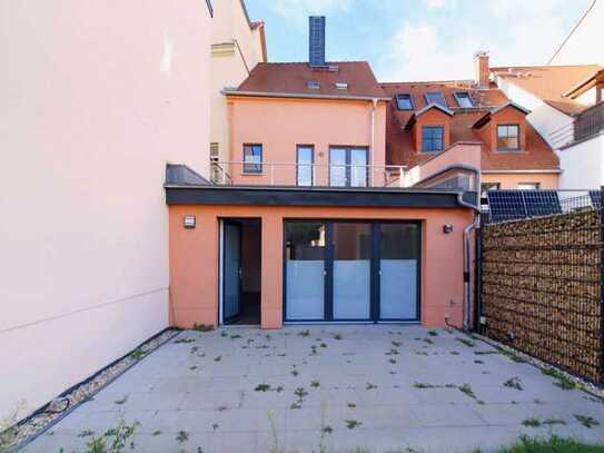Ihr Traumhaus in Grimma: Exklusives, kernsaniertes und energieeffizientes Haus mit Balkon und Garten