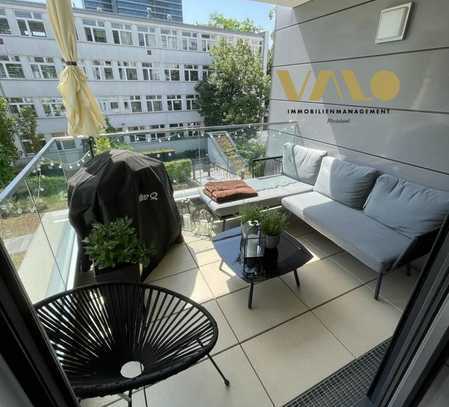 Lage und Wohnung sind top - schicke 3-Zimmer-Whg. im 3.OG mit Einbauküche und Balkon im Westend