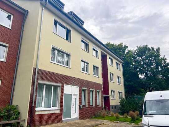 Alpers Immobilien: 3,5 Zimmer Wohnung mit Balkon in Geestemünde