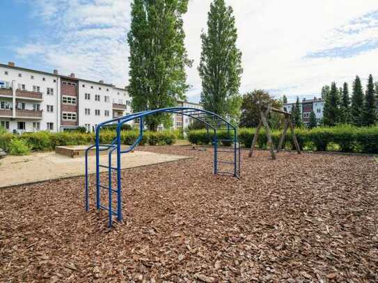 Vermietete Wohnung im denkmalgeschützten 'Pfahler Block', 13403 Berlin