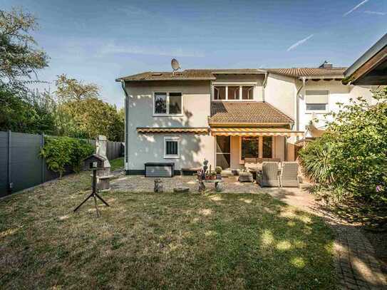 Americans preferred: freshly renovated split-level design house 10 minutes from Clay