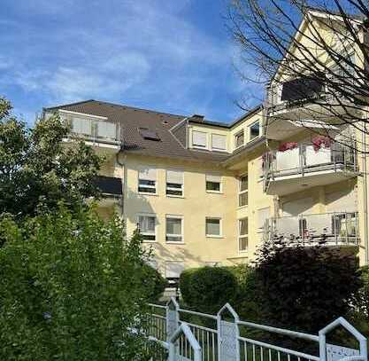 Gemütliche 2-Zimmer-Wohnung mit Balkon auf der Karthause