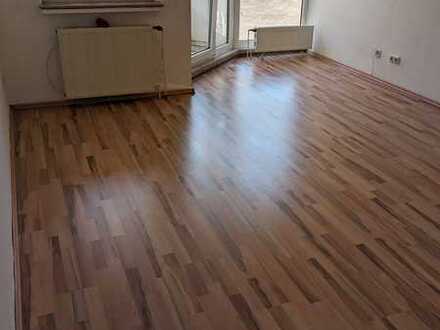 3 Zimmer-Wohnung mit Balkon