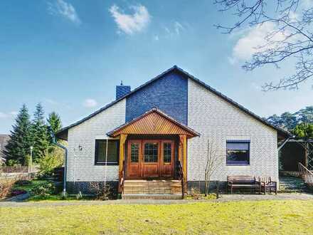 Charmanter Bungalow auf großem Grundstück