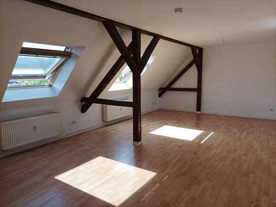 Schöne Dachgeschosswohnung