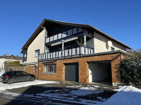 Einfamilienhaus mit Einliegerwohnung und Nebengebäuden in ruhiger Lage