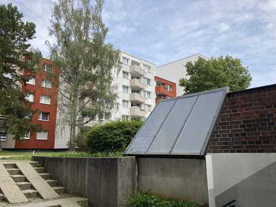 Vermietete 3 Zimmer-Wohnung mit Balkon, Garage und Keller