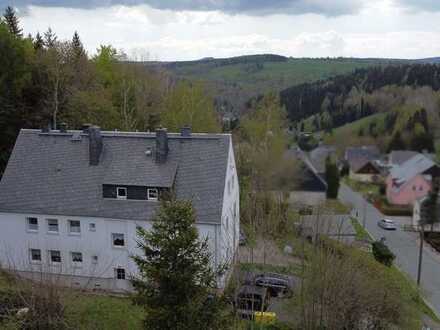 Gemütliche, kleine 3-Raum-Wohnung in landschaftlich schöner Lage von Bärenstein OT Kühberg!