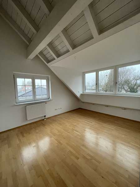 Charmante DHH in Unterhaching mit Garage