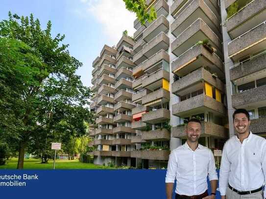 Lichtdurchflutete 3 Zi.-Wohnung mit Blick auf den Moosweiher