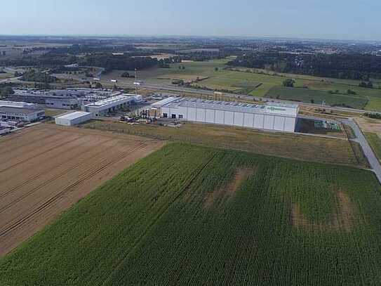 Gewerbegrundstück mit ca. 27.663 m² (teilbar) nahe Autobahnauffahrt!